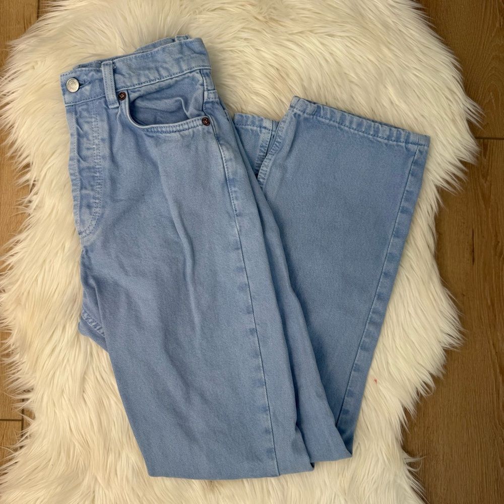 Zara Light Blue‎ Straight Leg High-Rise Jeans - Size 4